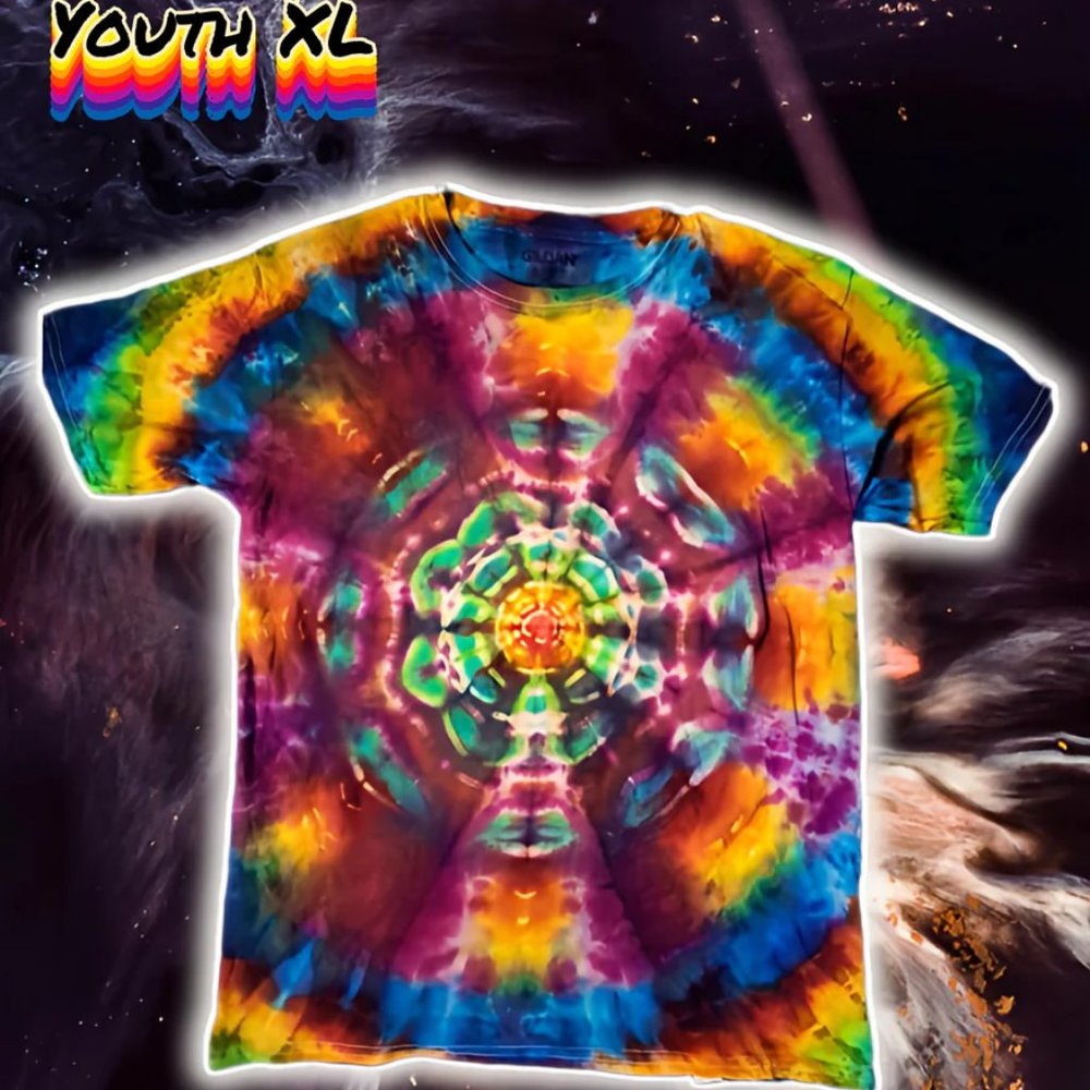 [Hand Dyed] Tie Dye Youth Shirt